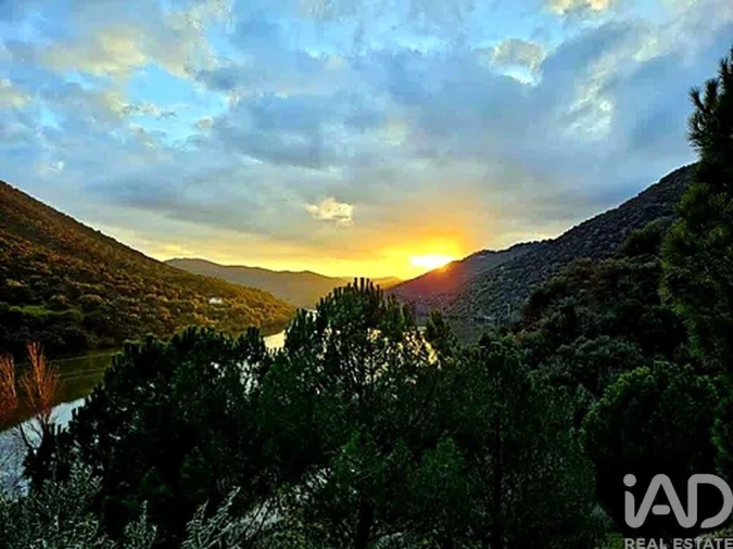 Moradia para Venda em Ligares Foto 3