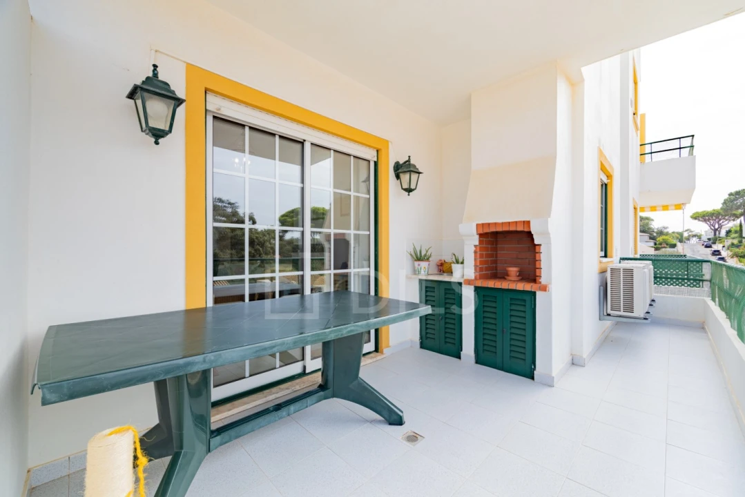 Apartamento T2 para Venda em Albufeira e Olhos de Água Foto 5