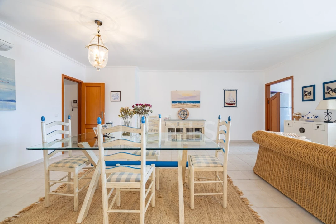 Apartamento T2 para Venda em Albufeira e Olhos de Água Foto 11