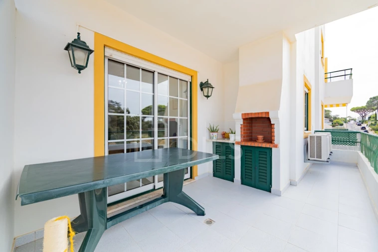 Apartamento T2 para Venda em Albufeira e Olhos de Água Foto 5