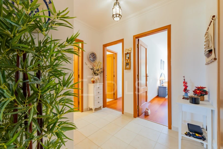 Apartamento T2 para Venda em Albufeira e Olhos de Água Foto 9