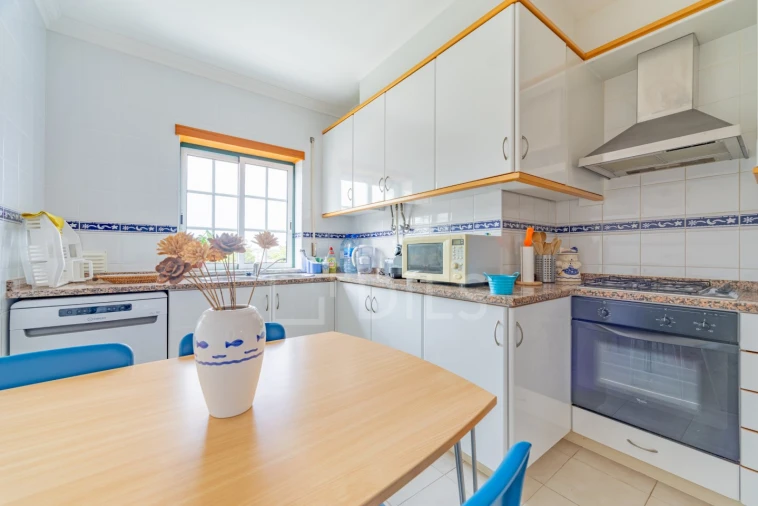 Apartamento T2 para Venda em Albufeira e Olhos de Água Foto 6