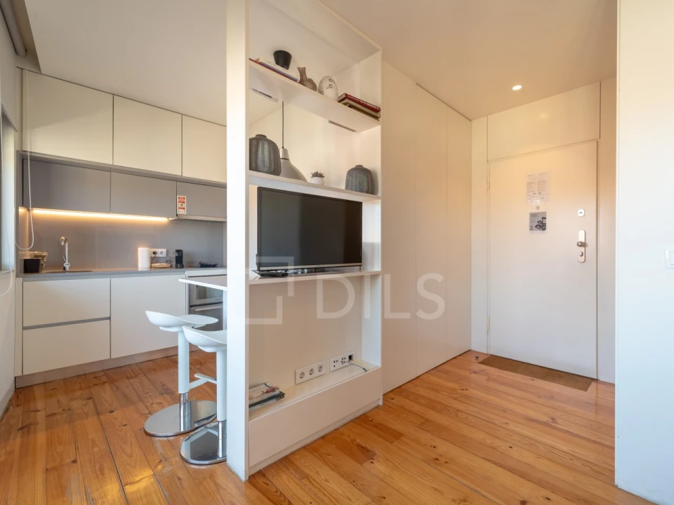 Apartamento T1 para Venda em Cedofeita, Santo Ildefonso, Sé, Miragaia, São Nicolau e Vitória Foto 3