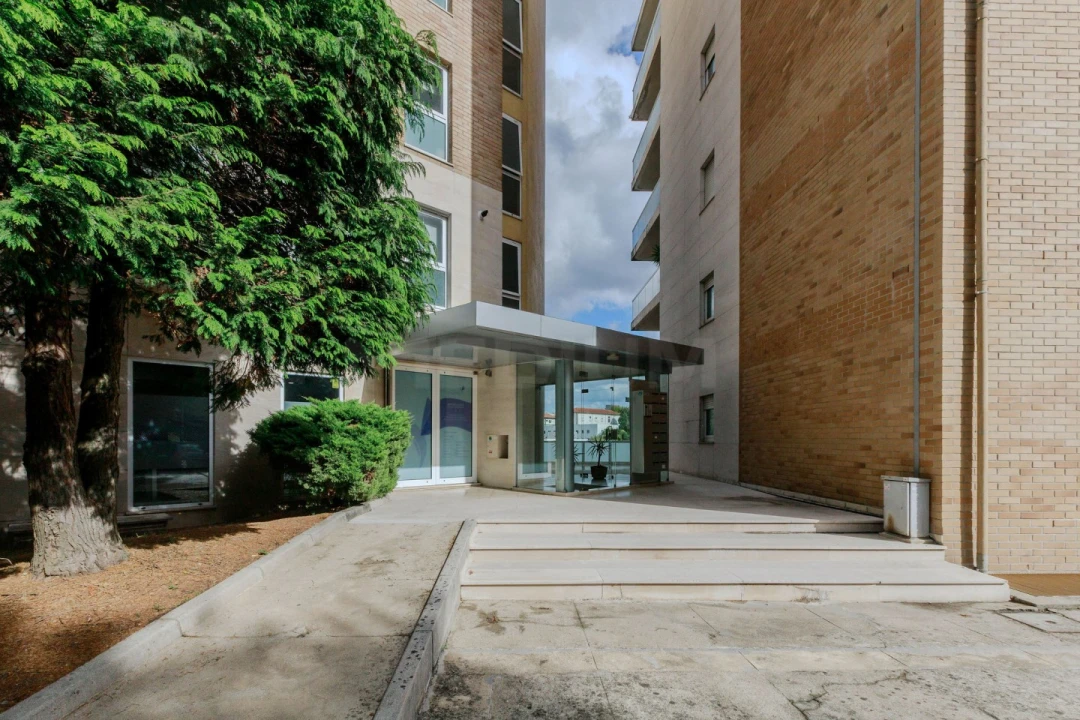 Apartamento T2 para Venda em Vila Nova de Famalicão e Calendário Foto 2