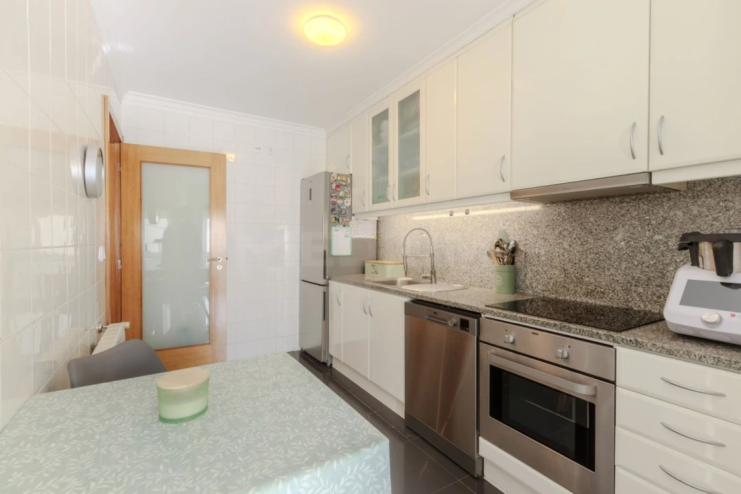 Apartamento T2 para Venda em Vila Nova de Famalicão e Calendário Foto 10