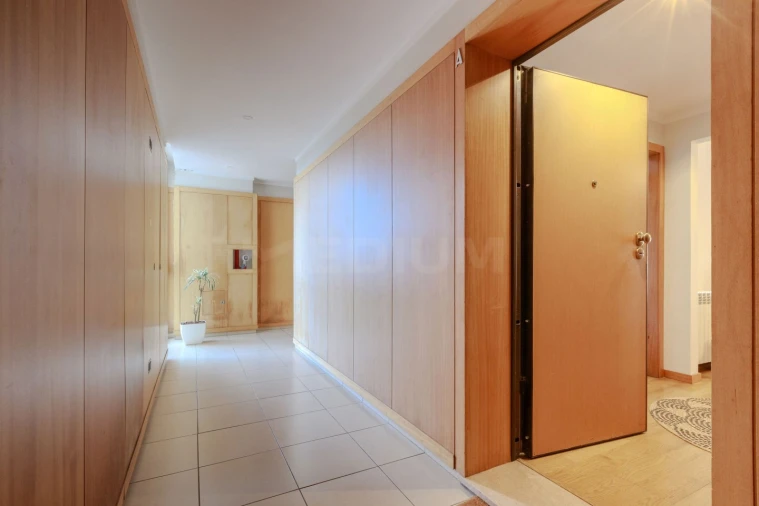 Apartamento T2 para Venda em Vila Nova de Famalicão e Calendário Foto 3