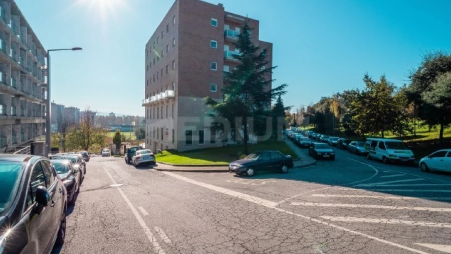 Apartamento T2 para Venda em Vila Nova de Famalicão e Calendário