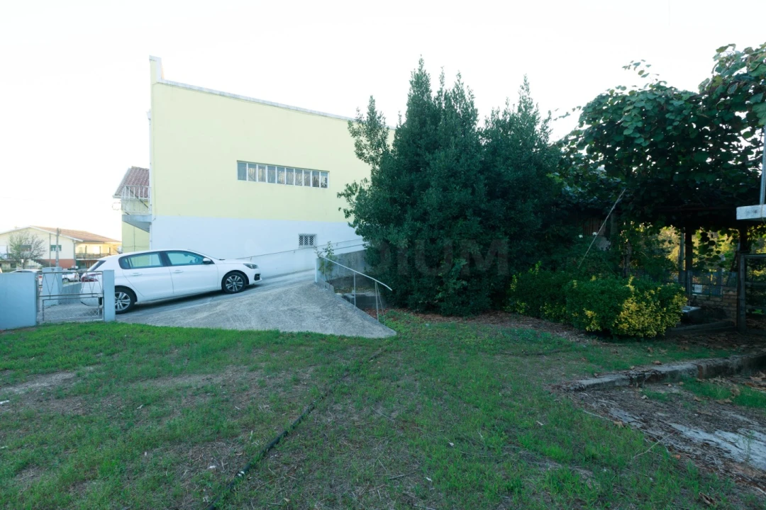 Moradia T3 para Venda em Lousado Foto 20