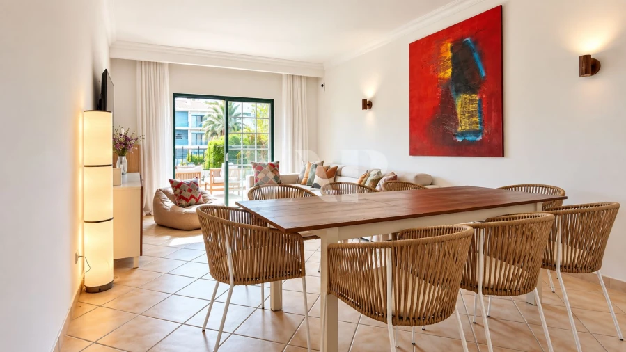 Apartamento T3 para Venda em Quarteira Foto 4