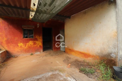 Moradia T3 para Venda em Chão de Couce