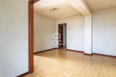 Terreno para Venda em Selho (São Jorge)