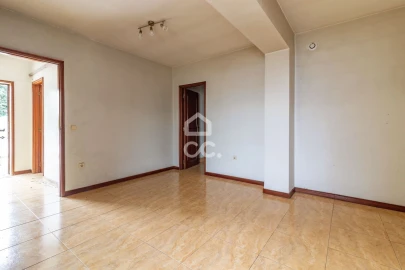 Terreno para Venda em Selho (São Jorge)