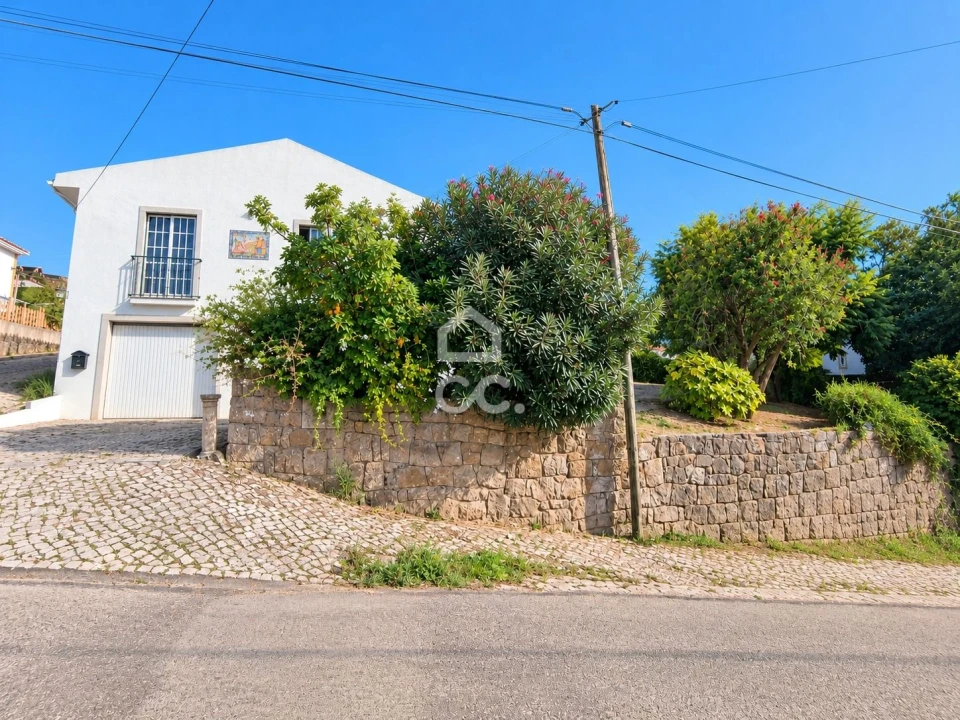 Moradia T2 para Venda em Lamas e Cercal Foto 5