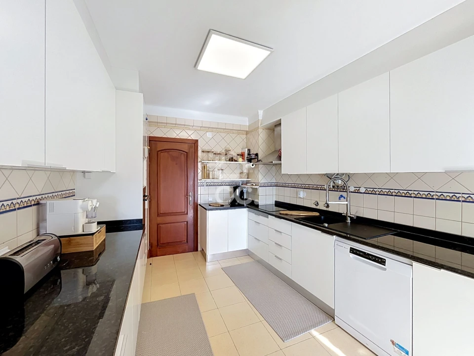 Apartamento T3 para Venda em Gaeiras Foto 16