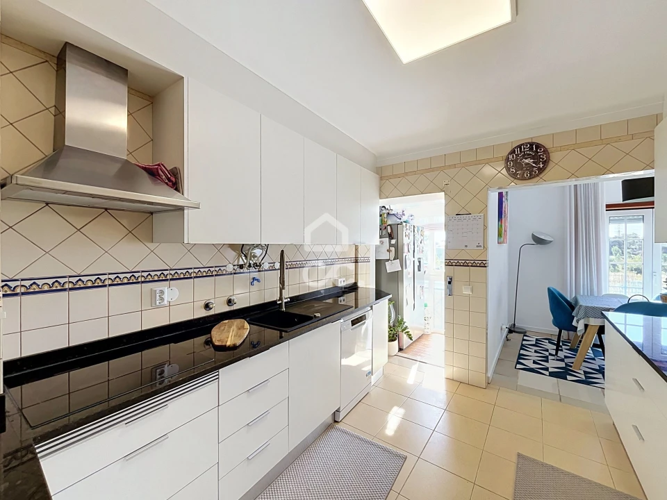 Apartamento T3 para Venda em Gaeiras Foto 3