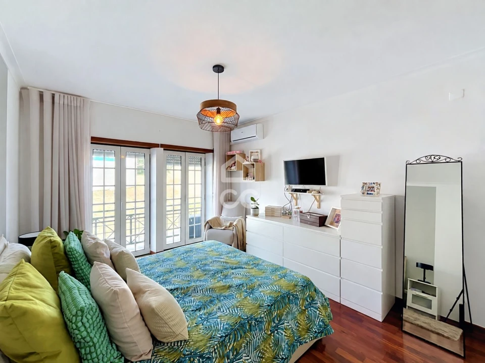 Apartamento T3 para Venda em Gaeiras Foto 2
