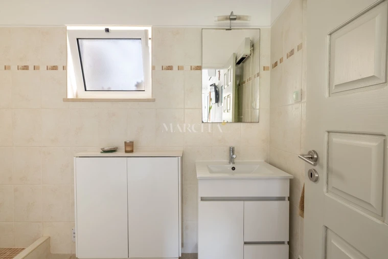 Moradia T3 para Venda em Luz Foto 17