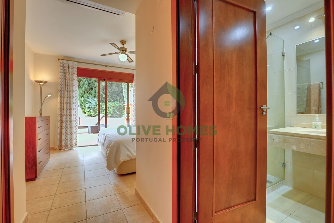 Apartamento T2 para Venda em Quarteira Foto 18