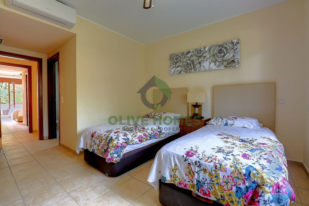Apartamento T2 para Venda em Quarteira Foto 15