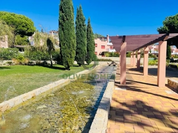 Apartamento T2 para Venda em Quarteira Foto 41