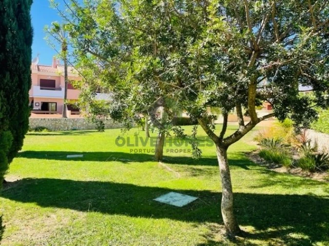 Apartamento T2 para Venda em Quarteira Foto 43