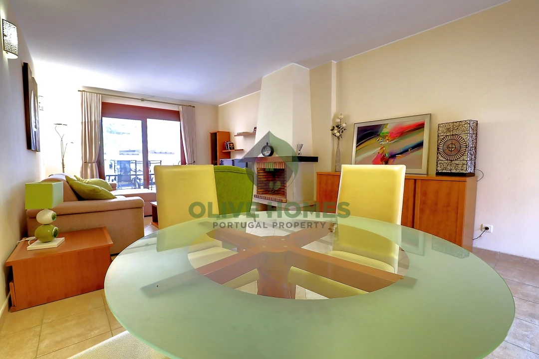 Apartamento T2 para Venda em Quarteira Foto 5