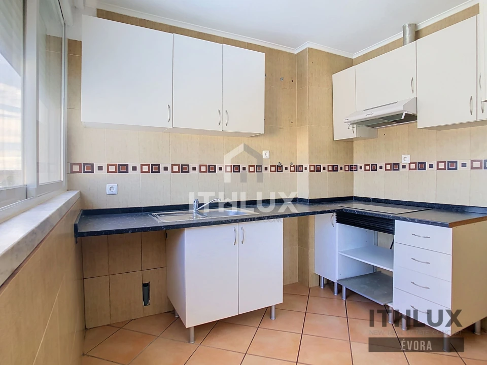 Apartamento T2 para Venda em Estremoz (Santa Maria e Santo André) Foto 4