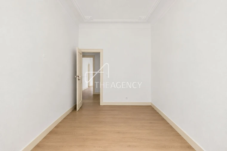 Apartamento T5 para Venda em Estrela Foto 36