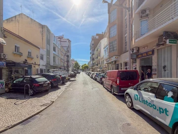 Apartamento T3 para Venda em Almada, Cova da Piedade, Pragal e Cacilhas