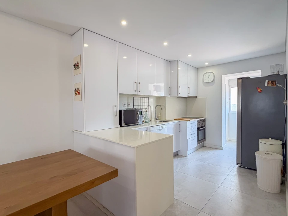 Apartamento T3 para Venda em Almada, Cova da Piedade, Pragal e Cacilhas Foto 8