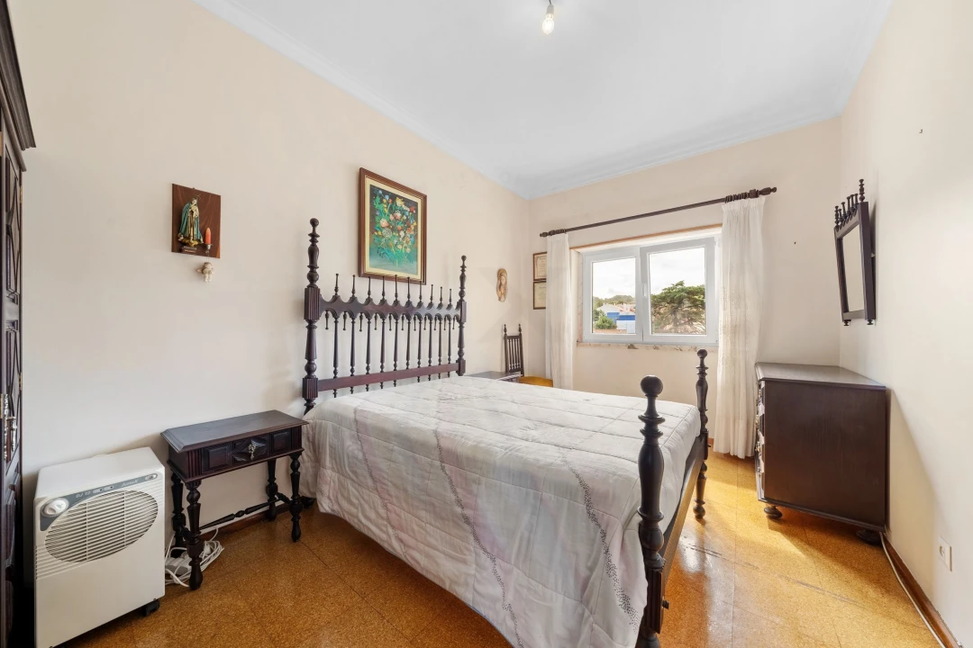 Apartamento T3 para Venda em Agualva e Mira-Sintra Foto 10