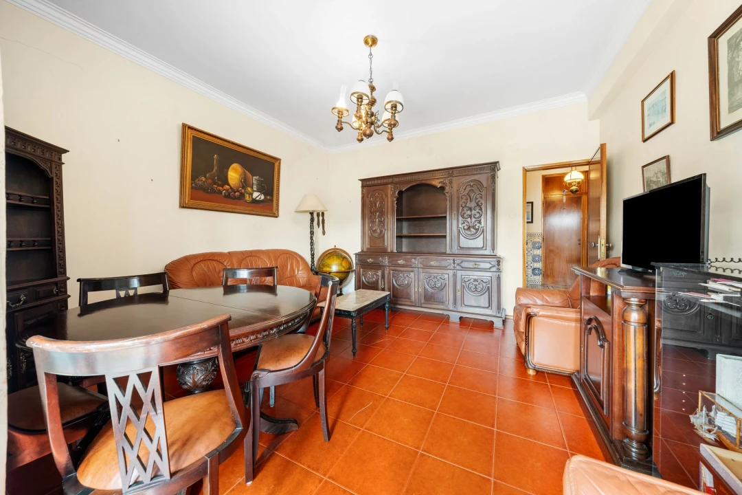 Apartamento T3 para Venda em Agualva e Mira-Sintra Foto 4