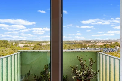 Apartamento T3 para Venda em Agualva e Mira-Sintra