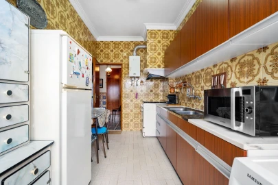 Apartamento T3 para Venda em Agualva e Mira-Sintra