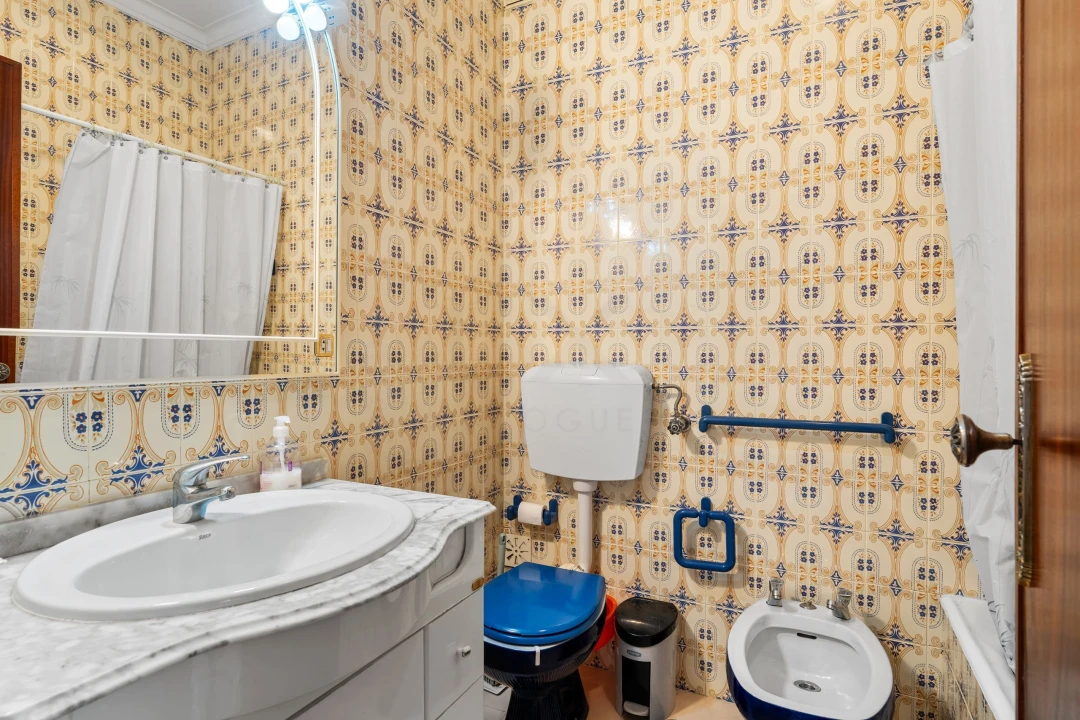 Apartamento T3 para Venda em Agualva e Mira-Sintra Foto 14