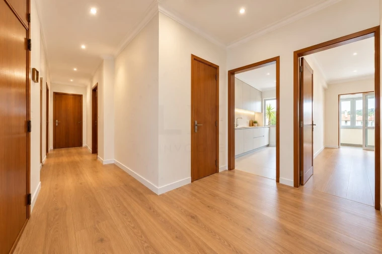 Apartamento T3 para Venda em Agualva e Mira-Sintra Foto 5