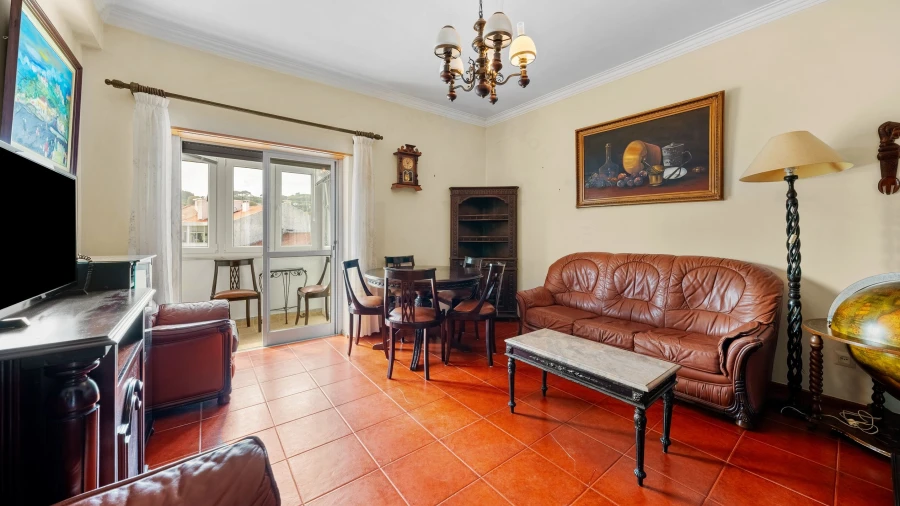 Apartamento T3 para Venda em Agualva e Mira-Sintra