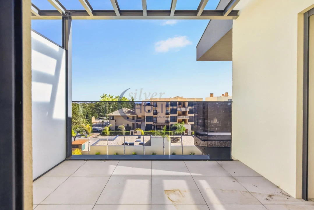 Apartamento T2 para Venda em Quarteira Foto 8