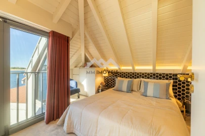 Apartamento T3 para Venda em Lordelo do Ouro e Massarelos