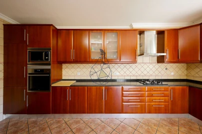 Moradia T5 para Venda em Portimão