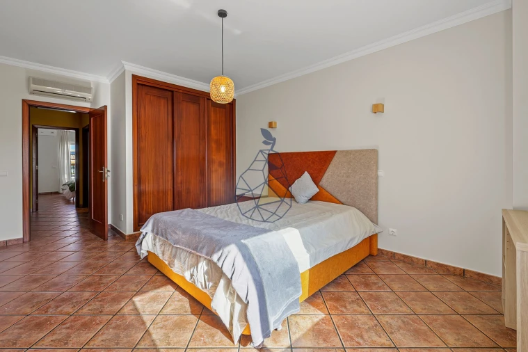 Moradia T5 para Venda em Portimão Foto 33