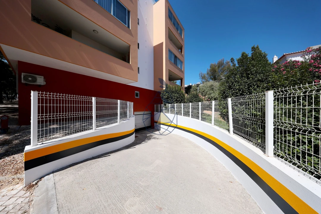 Apartamento T3 para Venda em Portimão Foto 33