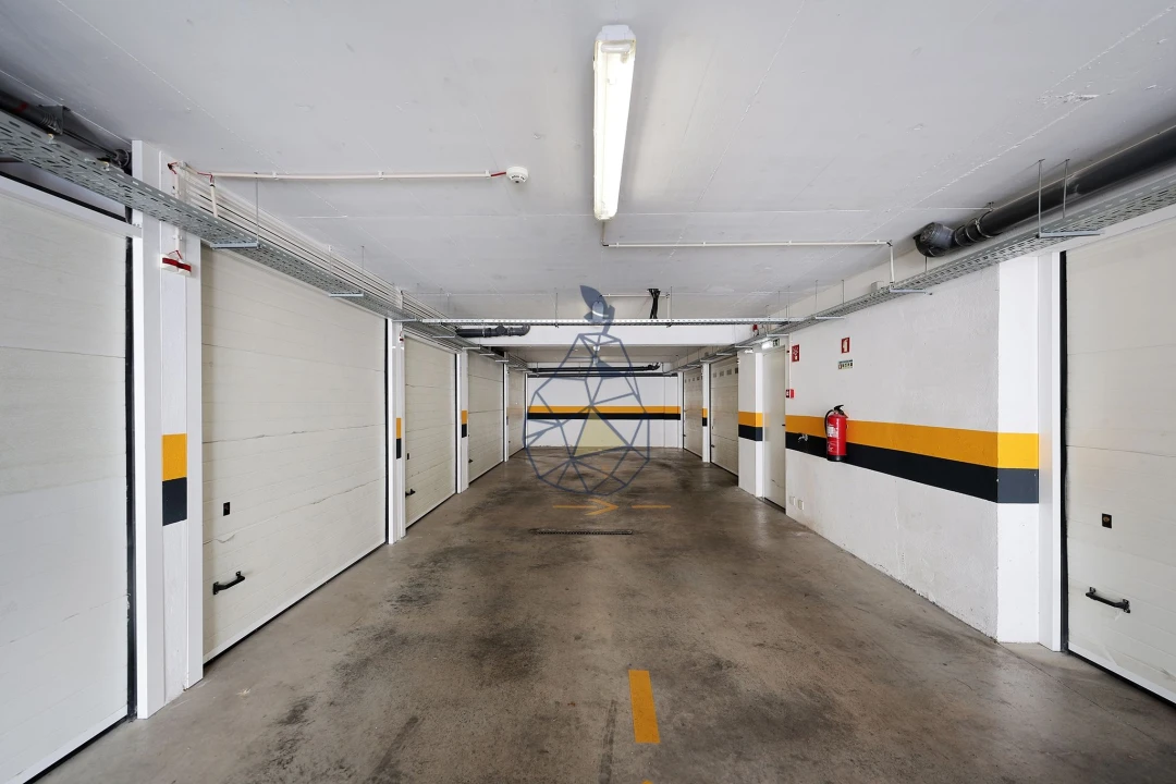 Apartamento T3 para Venda em Portimão Foto 31