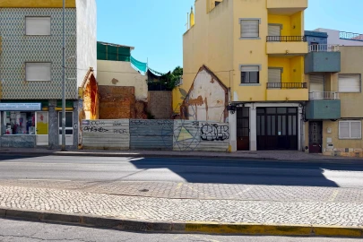 Terreno para Venda em Portimão
