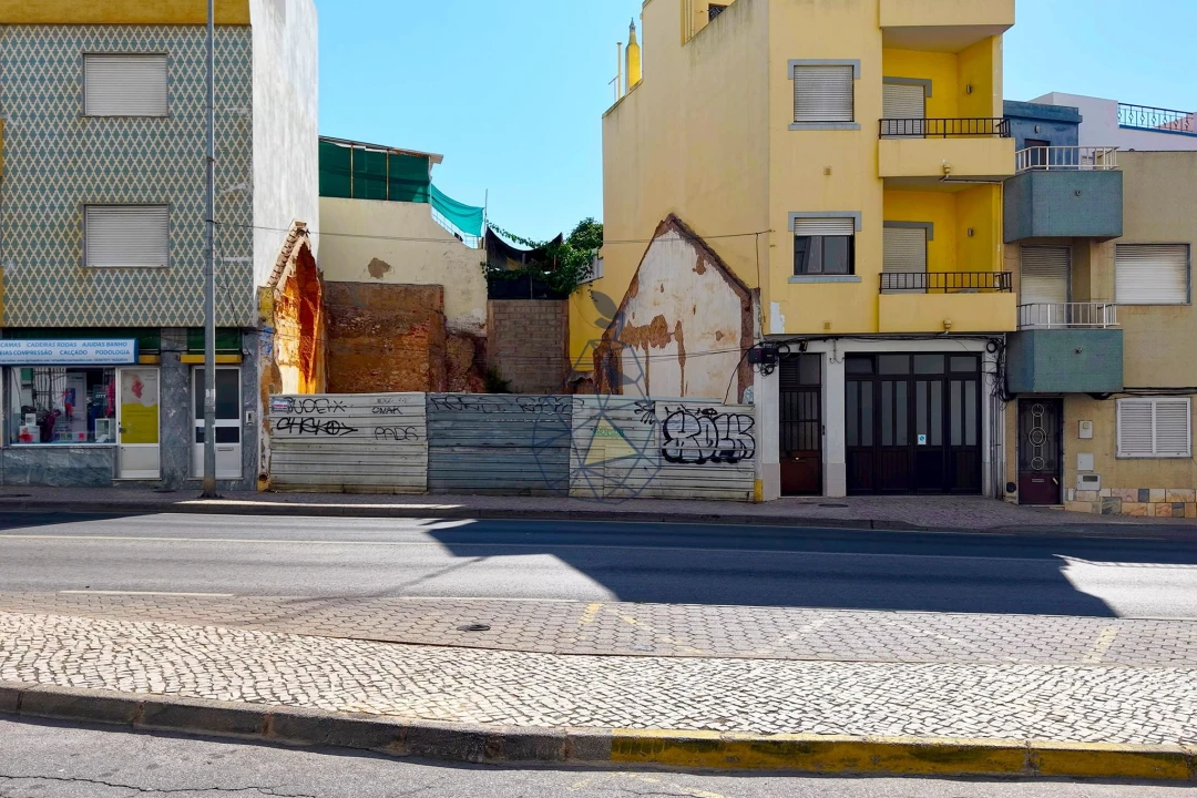 Terreno para Venda em Portimão Foto 1