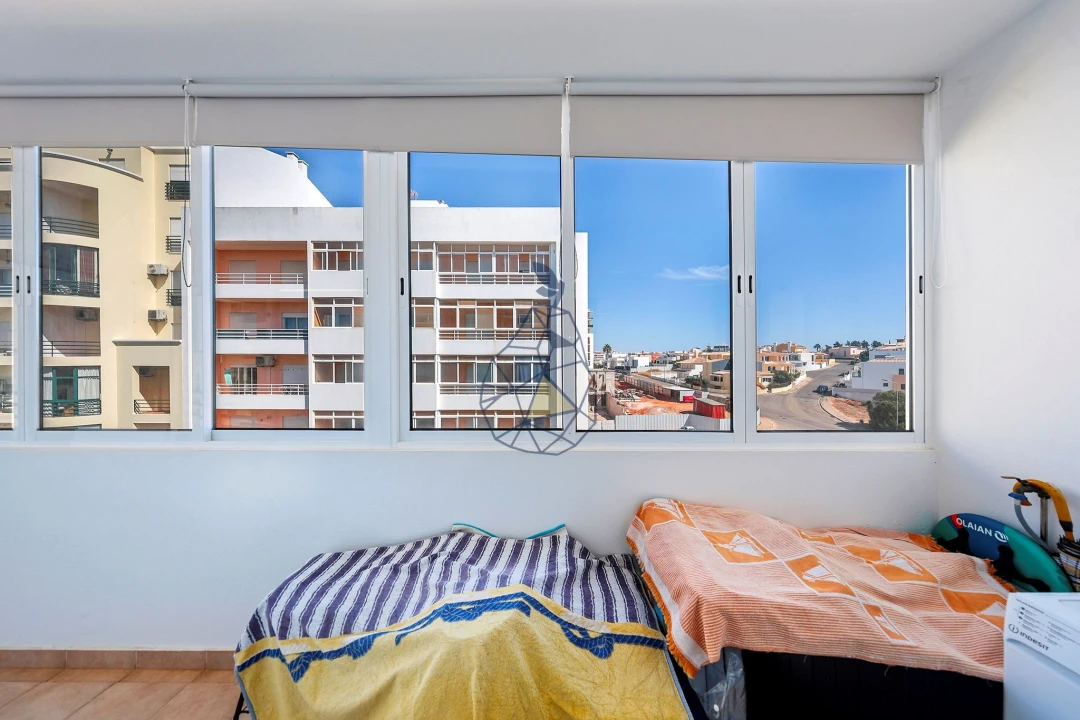 Apartamento T1 para Venda em Portimão Foto 6