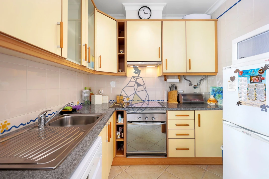 Apartamento T1 para Venda em Portimão Foto 13