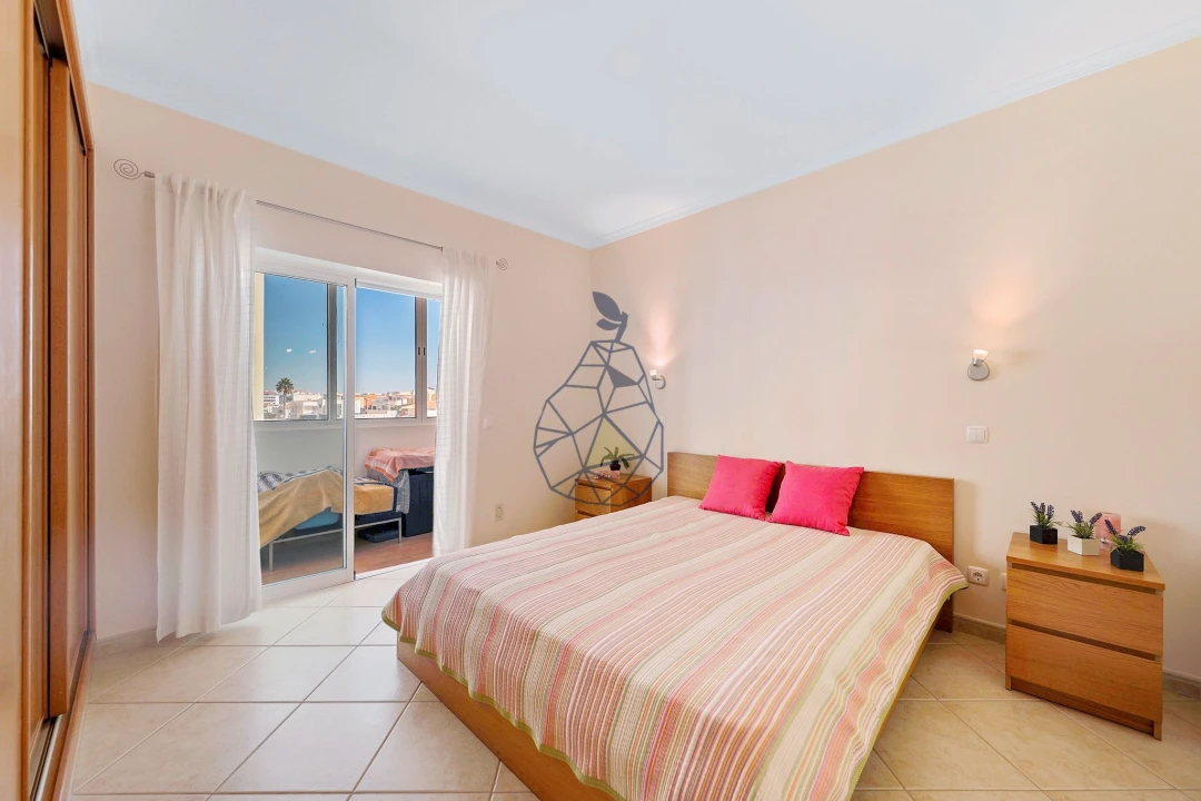 Apartamento T1 para Venda em Portimão Foto 5