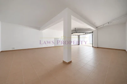 Moradia T4 para Venda em Lagos (São Sebastião e Santa Maria)
