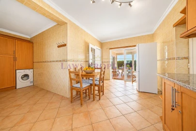 Moradia T4 para Venda em Lagos (São Sebastião e Santa Maria)
